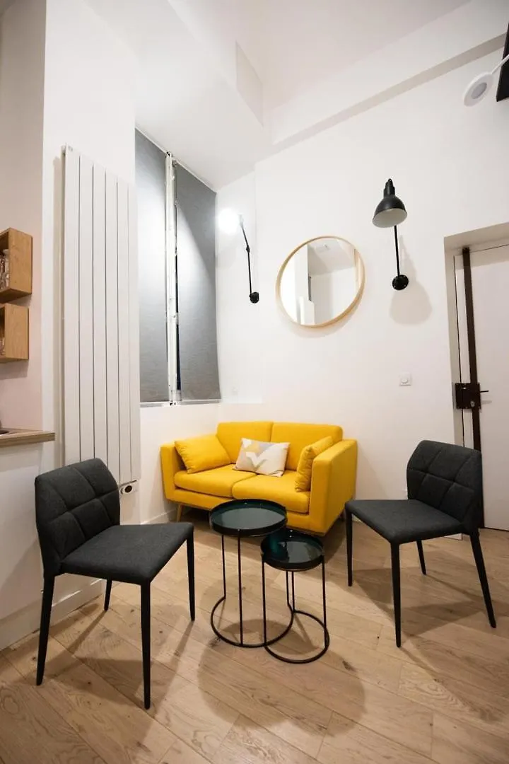 Le Duplex D'Andre - Un Ecrin Cosy Et Design Pour 2 Appartement Lyon 0*,  Frankrijk